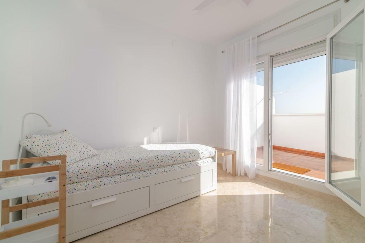 Apartmán Recently Decorated 2Bdr Penthouse In Fuengirola Exteriér fotografie