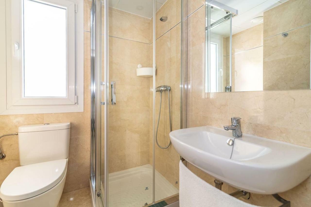 Apartmán Recently Decorated 2Bdr Penthouse In Fuengirola Exteriér fotografie